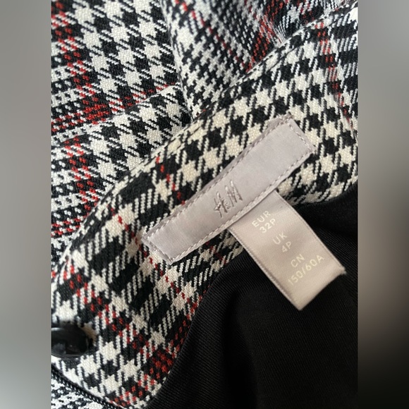 H&M mini skirt mesh cute skirt - Picture 3 of 4